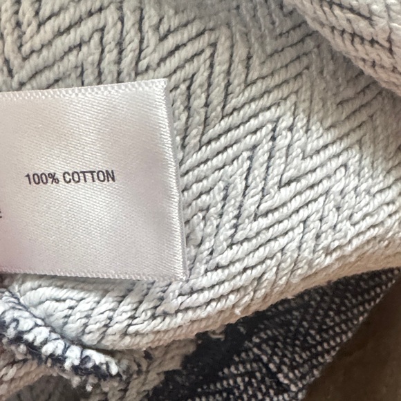 Orvis Blue and Cream Long Sleeve Sweater - Picture 4 of 5